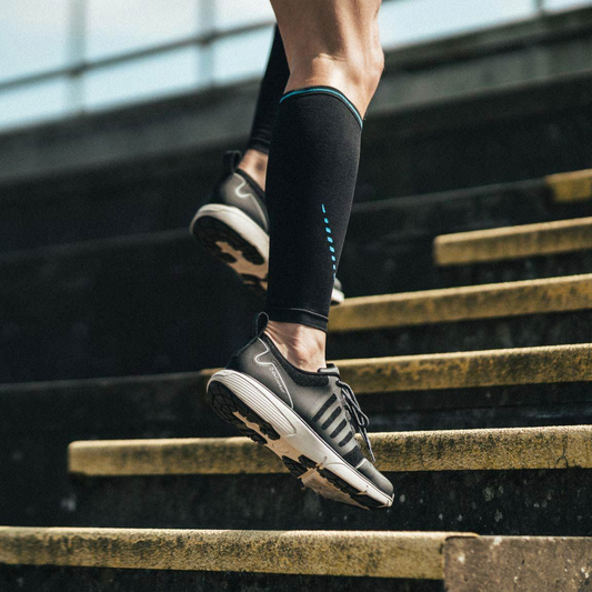 COMPEX ACTIV CALF SLEEVES 83-0039-U