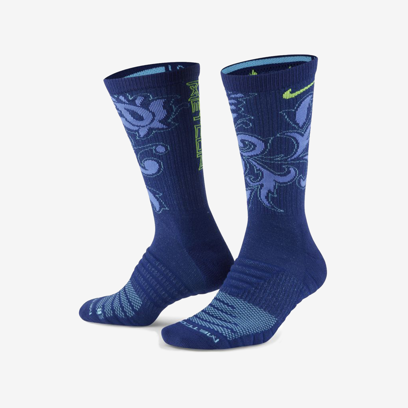 nike everyday max cushioned training crew socks