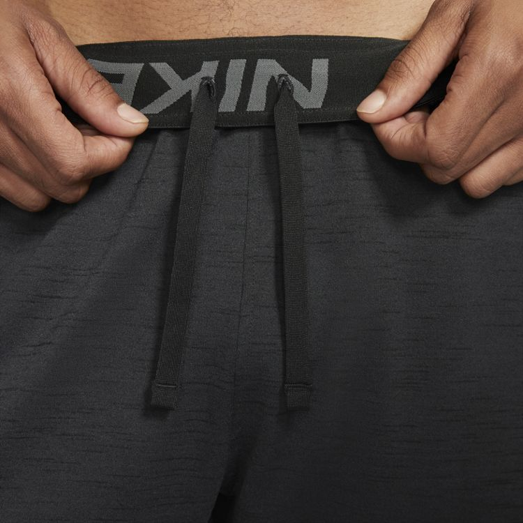 SHORT NIKE YOGA DRI-FIT CZ2210-010