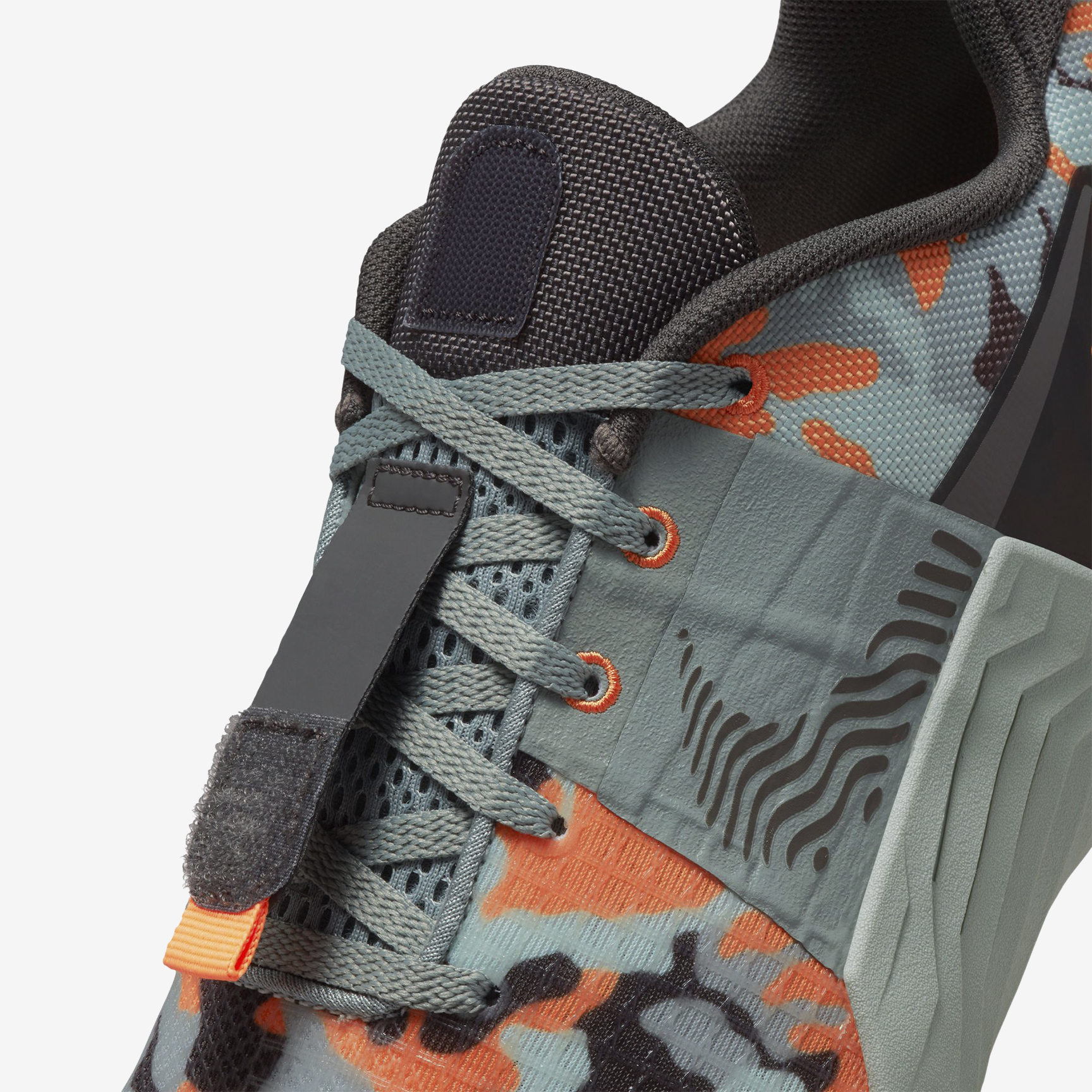 NIKE METCON 8 AMP DV9019-300