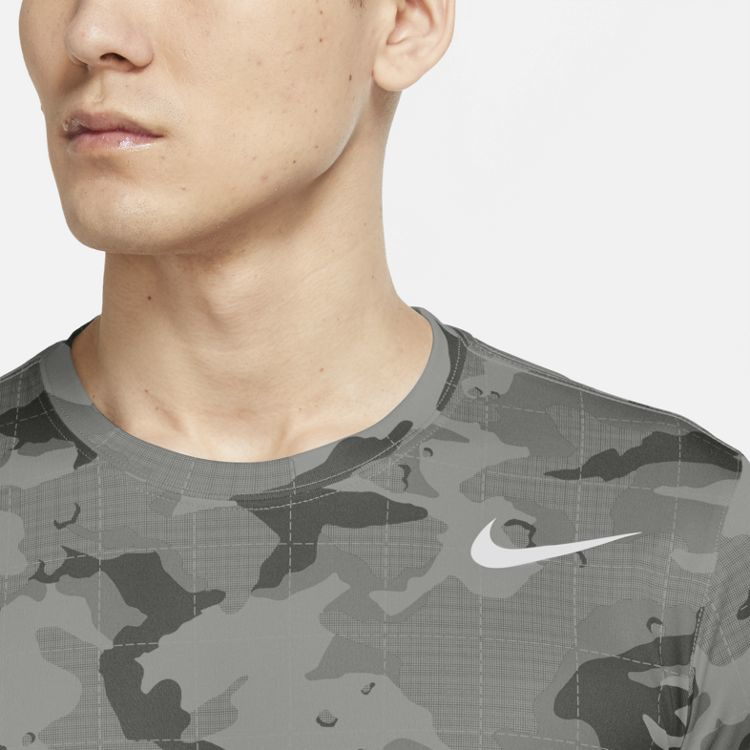 T-SHIRT NIKE DRI-FIT LEGEND DM5667-043