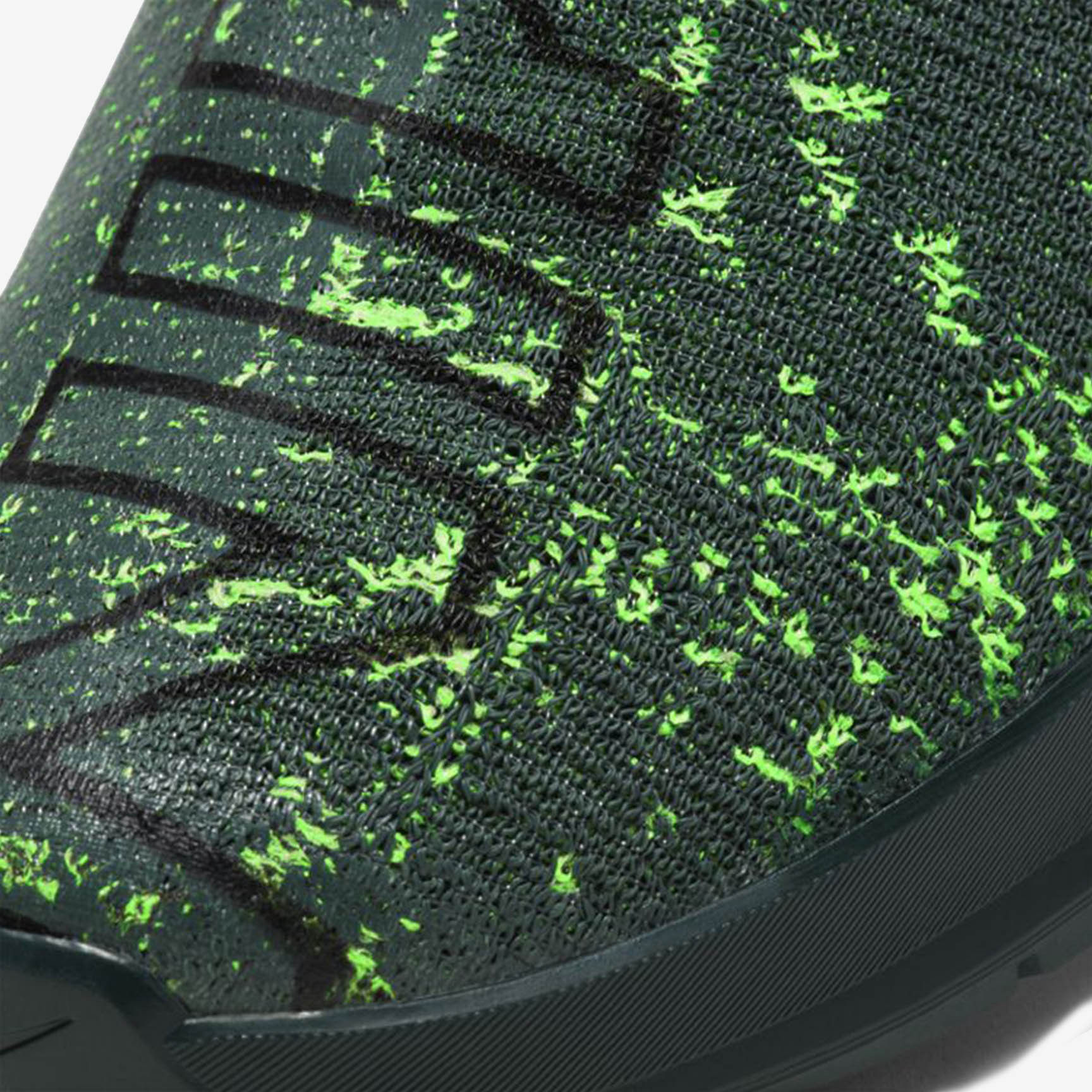 NIKE REACT METCON BQ60443239.5