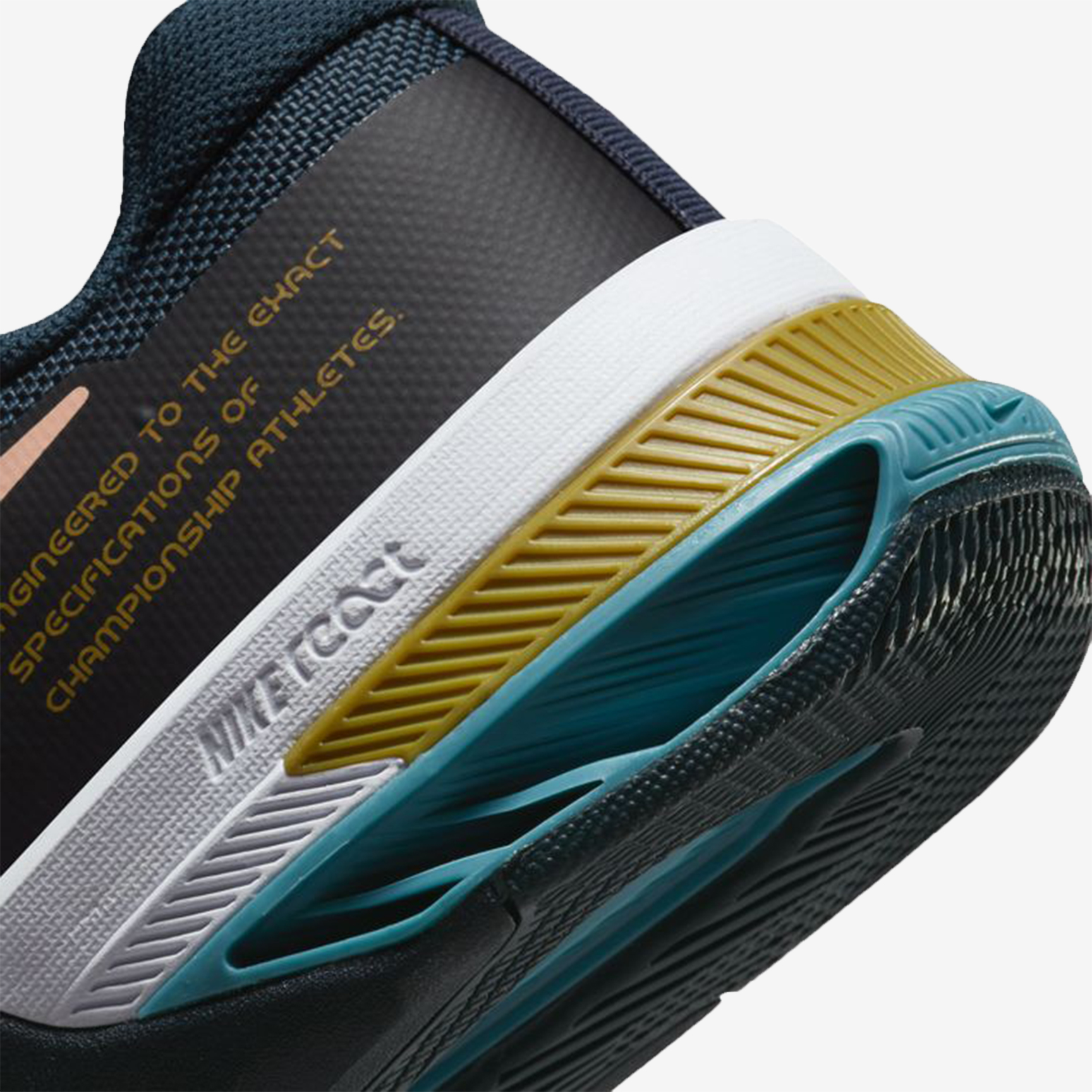 NIKE METCON 8 DO9328-401