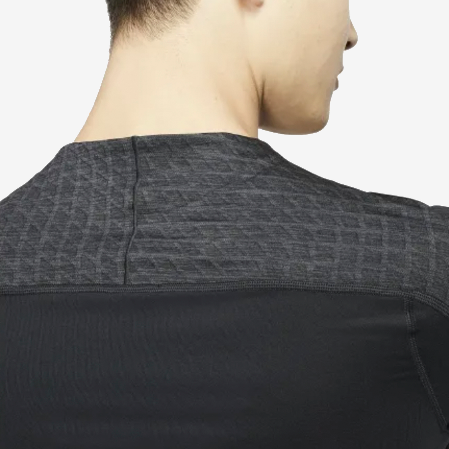 NIKE PRO TOP LONG SLEEVE UTILITY THERMA BV5659010M