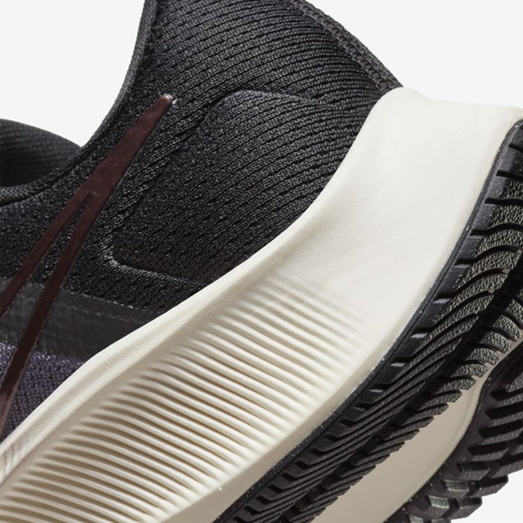 NIKE AIR ZOOPEGASUS 38 - WOMAN CW7358-501